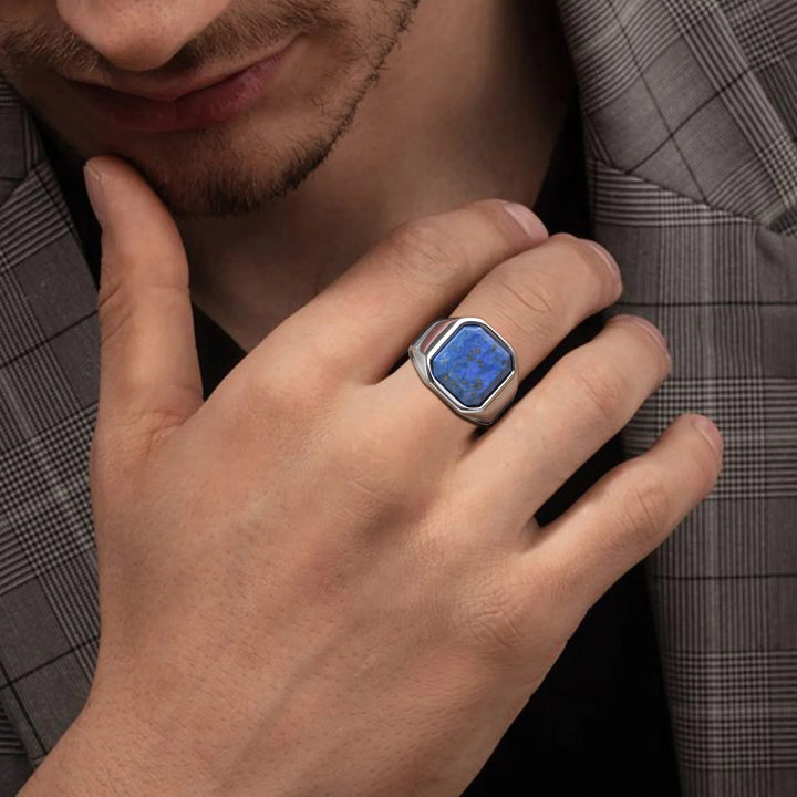 Damon Signet Ring