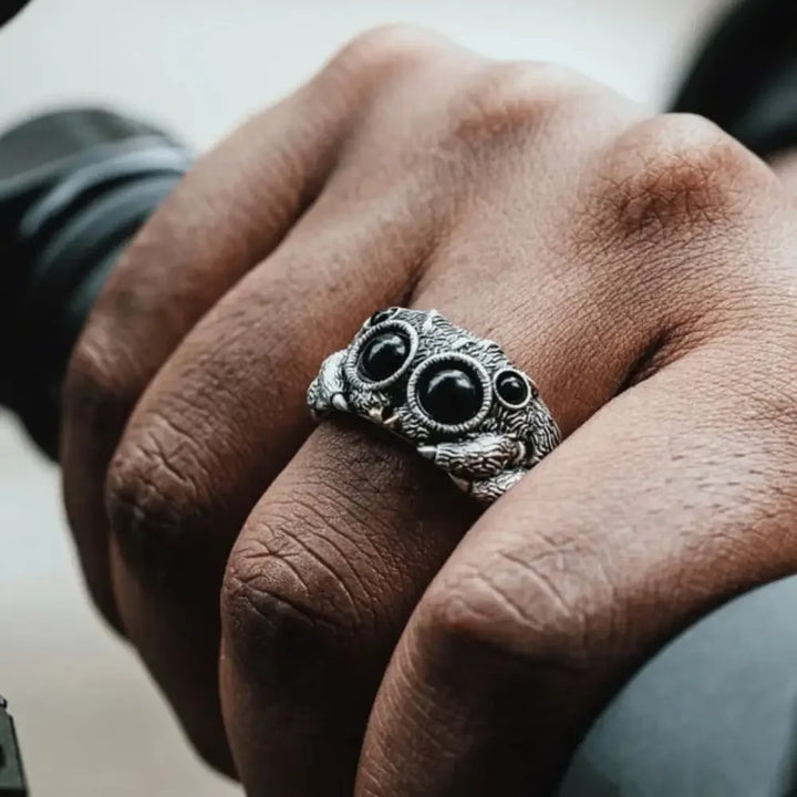 Nocturne Arachnid Ring